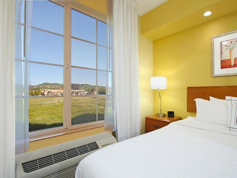 Fairfield Inn & Suites By Marriott Fairfield Napa Valley Area Екстер'єр фото