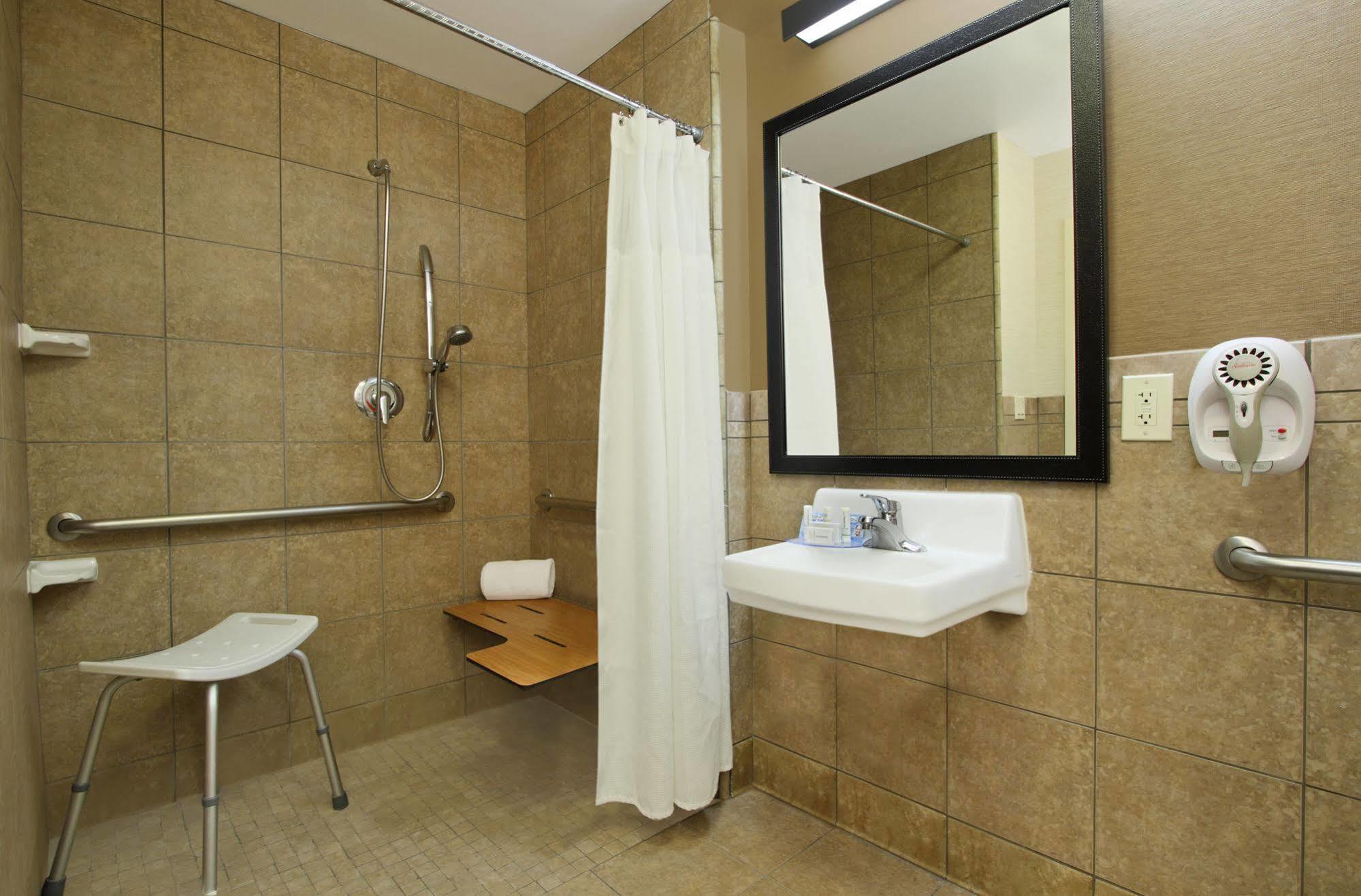 Fairfield Inn & Suites By Marriott Fairfield Napa Valley Area Екстер'єр фото