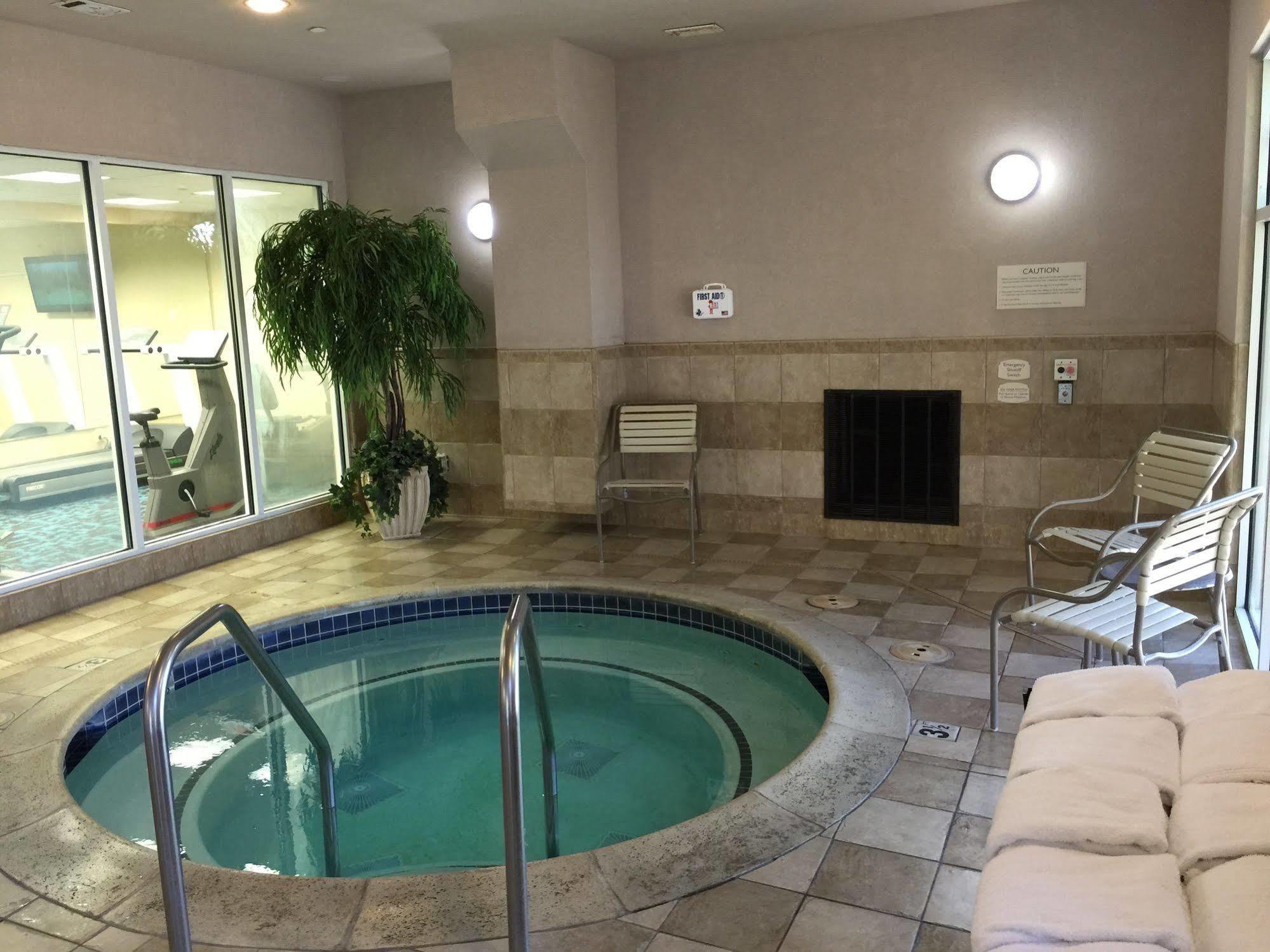 Fairfield Inn & Suites By Marriott Fairfield Napa Valley Area Екстер'єр фото